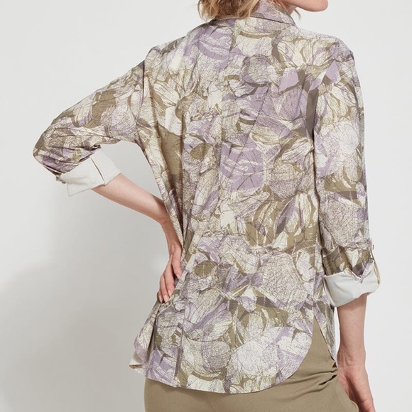 SALE: Lysse Blouse (Patterned Roll Tab Connie) - Picture 2 of 5